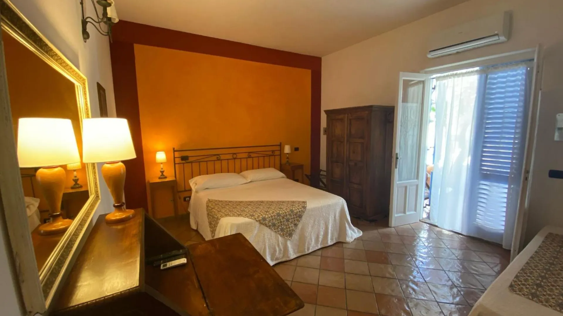 Albergo Boutique Casajanca Canneto  Hotel Canneto (Lipari)